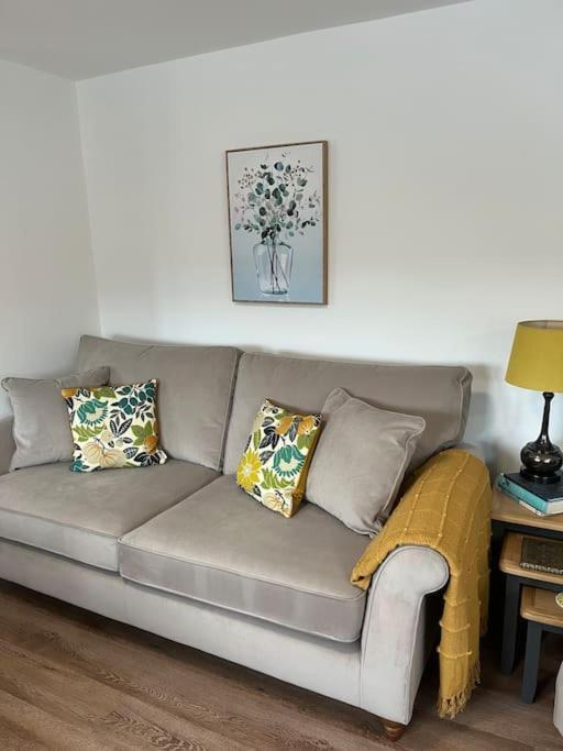 No5 At 53 - 2 Bed Apartment In Leek, Staffs Peak District Eksteriør bilde