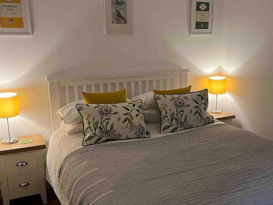 No5 At 53 - 2 Bed Apartment In Leek, Staffs Peak District Eksteriør bilde