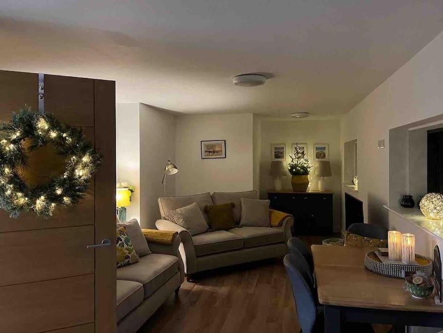 No5 At 53 - 2 Bed Apartment In Leek, Staffs Peak District Eksteriør bilde